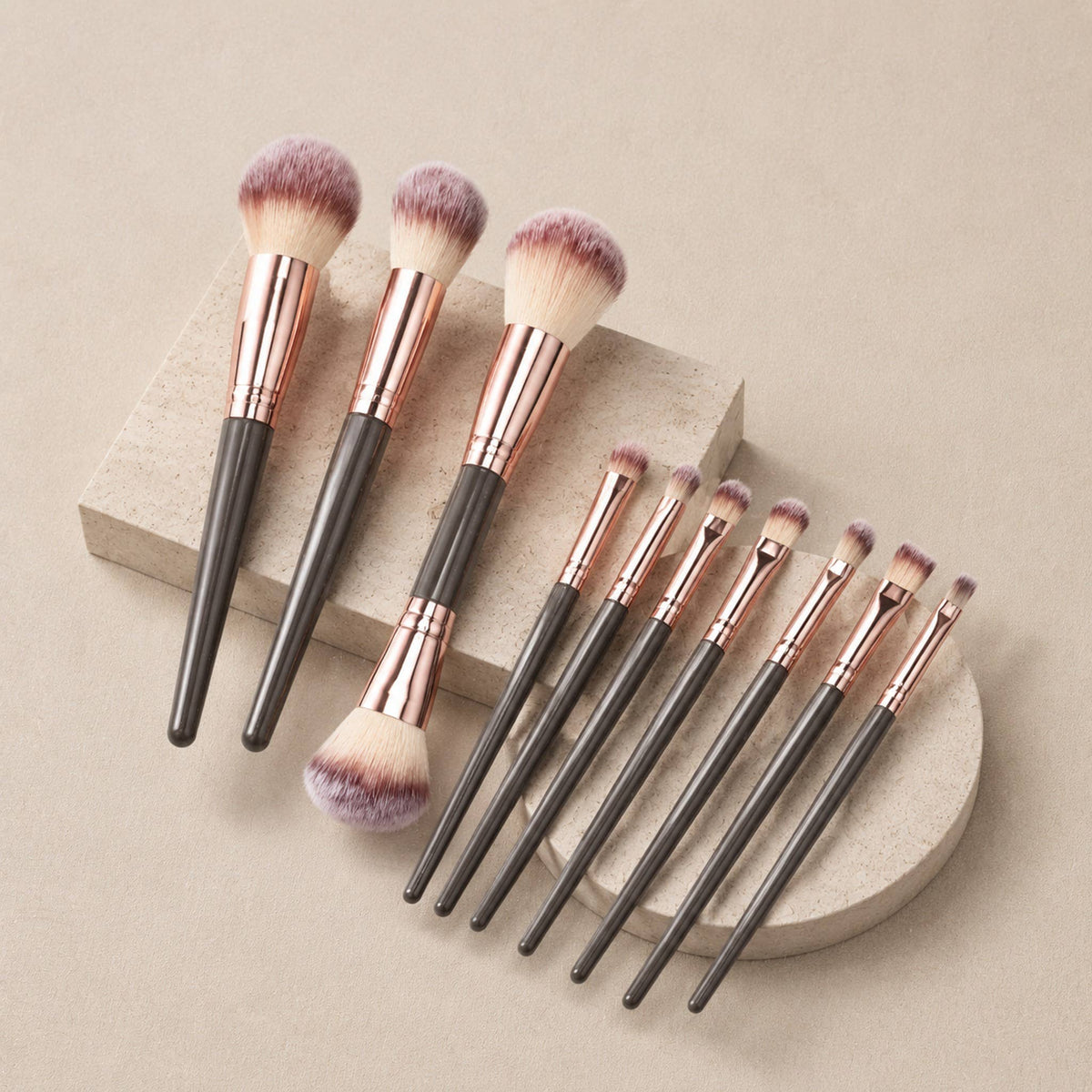 Set profesional de brochas de maquillaje color oro champán: A4
